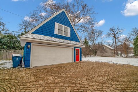 Tiny photo for 4941 Montgomery Avenue, Downers Grove, IL 60515 (MLS # 12611575)