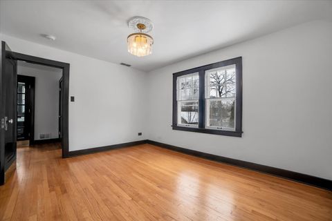Tiny photo for 4941 Montgomery Avenue, Downers Grove, IL 60515 (MLS # 12611575)