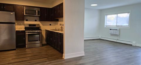 Tiny photo for 680 Marilyn Avenue #104, Glendale Heights, IL 60139 (MLS # 12498545)