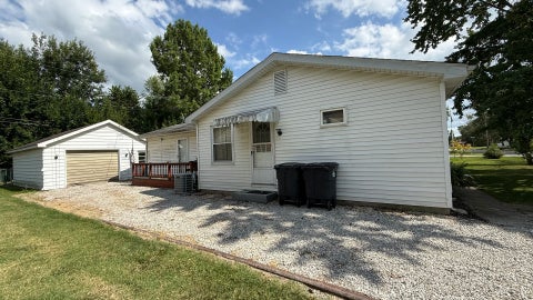 Tiny photo for 506 N Indiana Avenue, Salem, IL 62881 (MLS # 12715613)