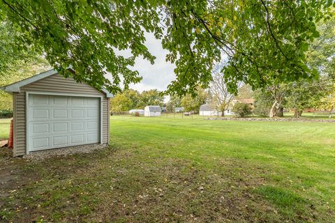 Tiny photo for 18622 Burnham Avenue, Lansing, IL 60438 (MLS # 12507808)