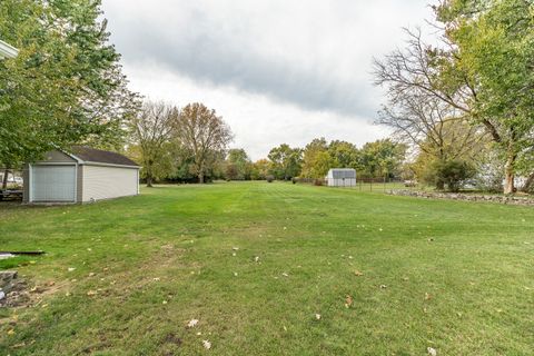 Tiny photo for 18622 Burnham Avenue, Lansing, IL 60438 (MLS # 12507808)
