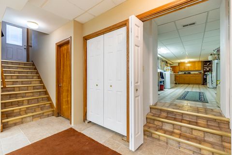 Tiny photo for 18622 Burnham Avenue, Lansing, IL 60438 (MLS # 12507808)