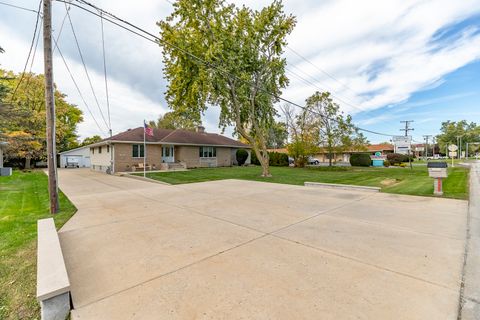Tiny photo for 18622 Burnham Avenue, Lansing, IL 60438 (MLS # 12507808)