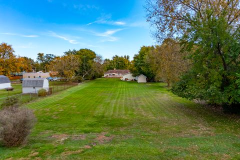 Tiny photo for 18622 Burnham Avenue, Lansing, IL 60438 (MLS # 12507808)