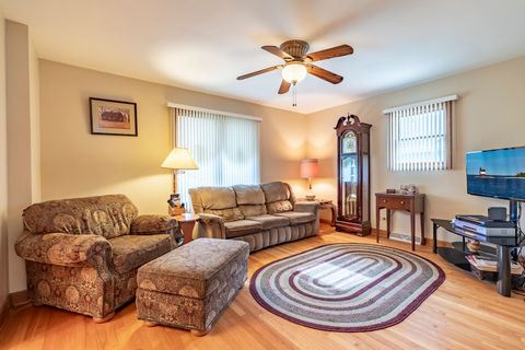 Tiny photo for 18622 Burnham Avenue, Lansing, IL 60438 (MLS # 12507808)