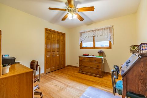 Tiny photo for 18622 Burnham Avenue, Lansing, IL 60438 (MLS # 12507808)