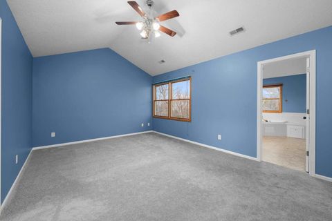 Tiny photo for 3120 Summertree Avenue, Bettendorf, IA 52722 (MLS # 100000369)