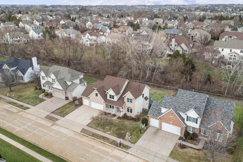 Tiny photo for 3120 Summertree Avenue, Bettendorf, IA 52722 (MLS # 100000369)