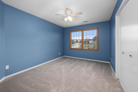 Tiny photo for 3120 Summertree Avenue, Bettendorf, IA 52722 (MLS # 100000369)