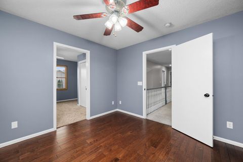 Tiny photo for 3120 Summertree Avenue, Bettendorf, IA 52722 (MLS # 100000369)