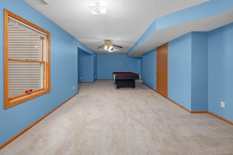 Tiny photo for 3120 Summertree Avenue, Bettendorf, IA 52722 (MLS # 100000369)