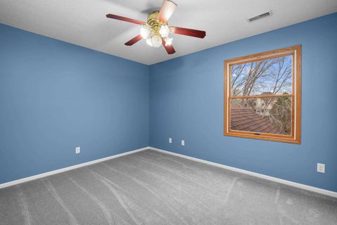 Tiny photo for 3120 Summertree Avenue, Bettendorf, IA 52722 (MLS # 100000369)