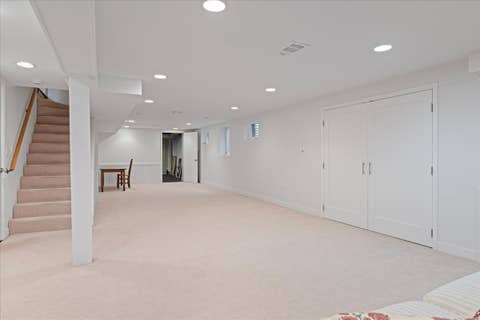 Tiny photo for 6 Deer Run, Lincolnshire, IL 60069 (MLS # 12729631)
