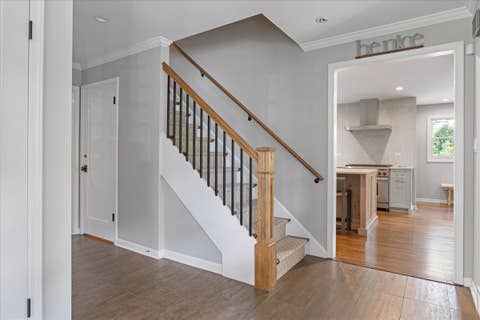 Tiny photo for 6 Deer Run, Lincolnshire, IL 60069 (MLS # 12729631)