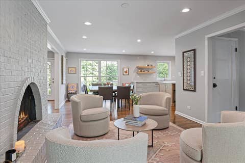 Tiny photo for 6 Deer Run, Lincolnshire, IL 60069 (MLS # 12729631)