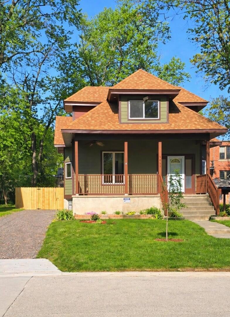 1037 N 8th Street