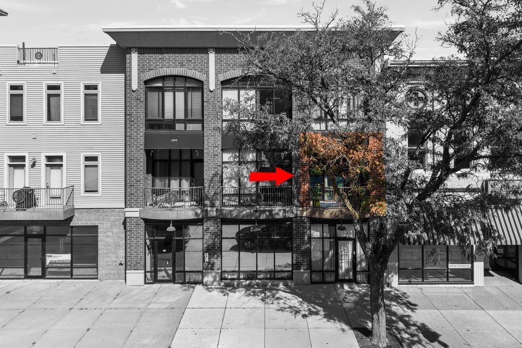 1605 2nd Avenue 9
