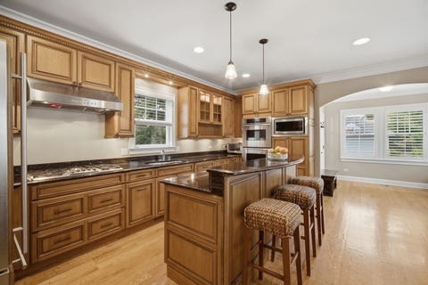 Tiny photo for 1308 Edgewood Road, Lake Forest, IL 60045 (MLS # 12715100)