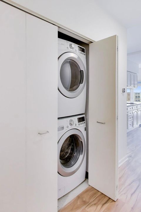 Tiny photo for 1415 Sherman Avenue #506, Evanston, IL 60201 (MLS # 12574171)