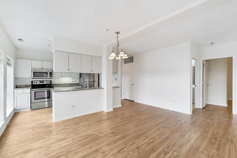 Tiny photo for 1415 Sherman Avenue #506, Evanston, IL 60201 (MLS # 12574171)