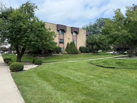 Tiny photo for 103 Caterpillar Drive #1C, Joliet, IL 60436 (MLS # 12722347)