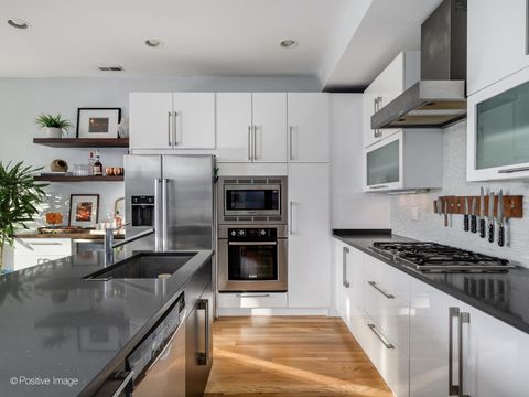 Tiny photo for 859 N WOOD Street #3, Chicago, IL 60622 (MLS # 12602199)