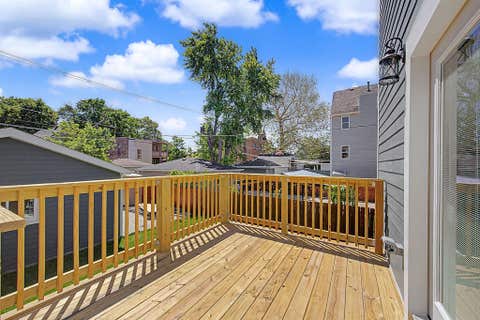 Tiny photo for 923 N MASSASOIT Avenue, Chicago, IL 60651 (MLS # 12673187)