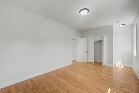Tiny photo for 923 N MASSASOIT Avenue, Chicago, IL 60651 (MLS # 12673187)