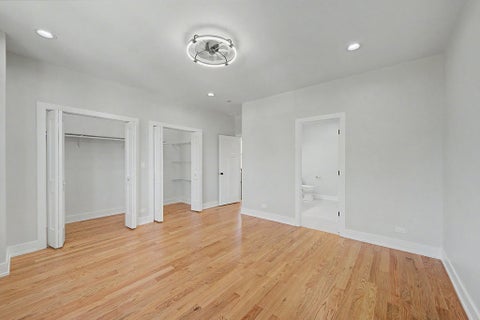 Tiny photo for 923 N MASSASOIT Avenue, Chicago, IL 60651 (MLS # 12673187)