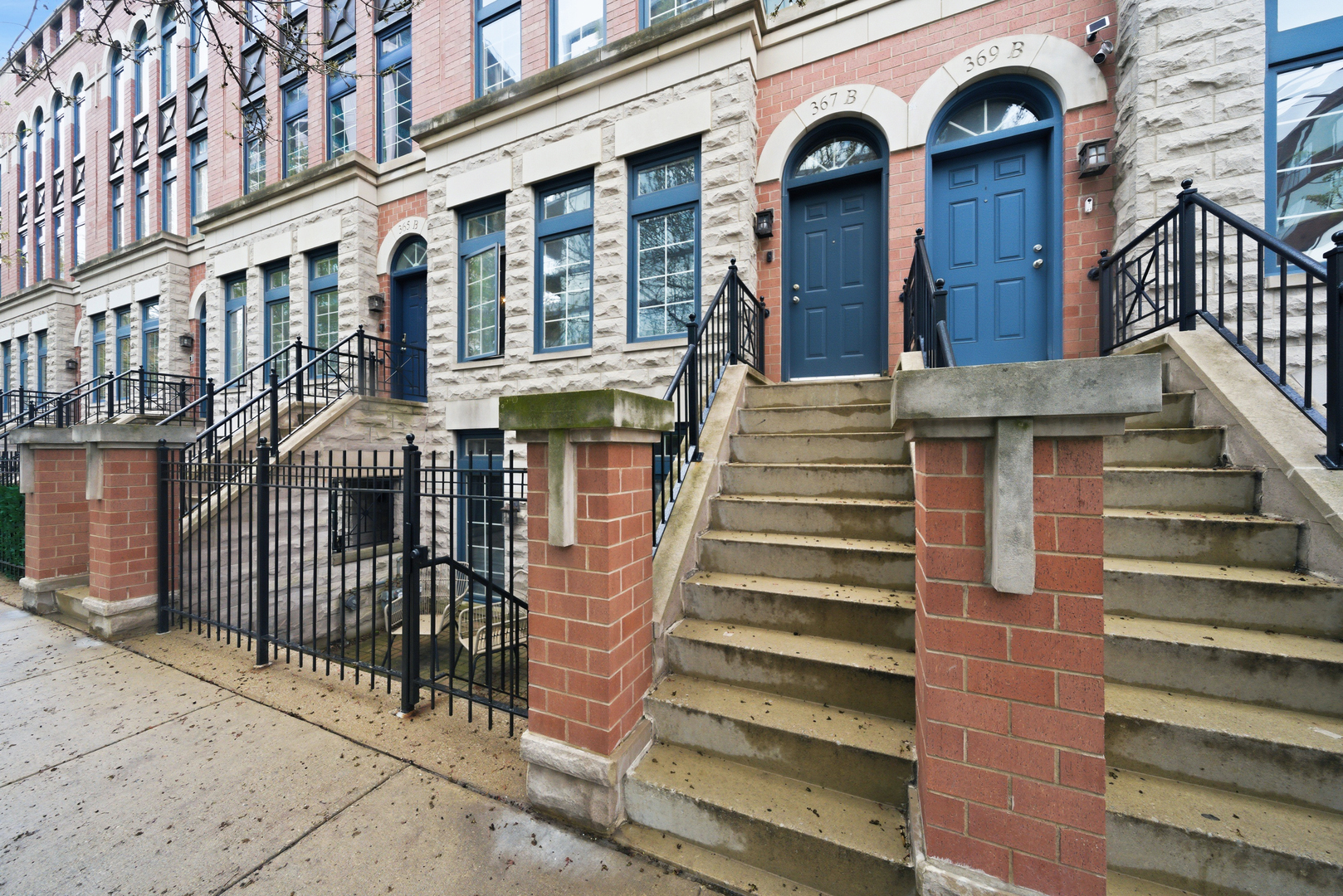 367 W Superior Street B