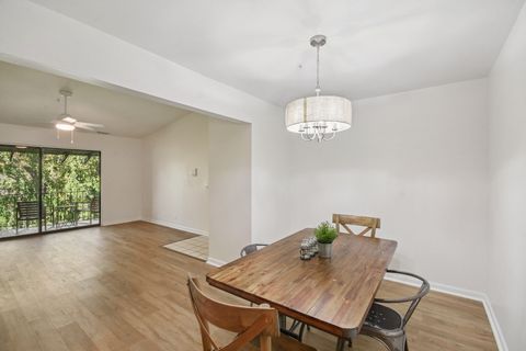 Tiny photo for 21W581 North Avenue #35, Lombard, IL 60148 (MLS # 12500432)