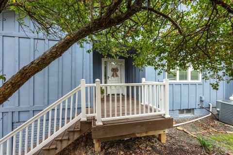 Photo of 6401 Utica Ridge Road #12, Davenport, IA 52807 (MLS # 12779852)