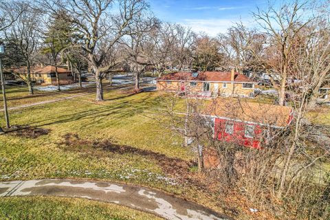 Tiny photo for 21W051 Woodview Drive, Itasca, IL 60143 (MLS # 12629326)