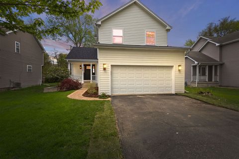 Photo of 150 Wilson Way, South Elgin, IL 60177 (MLS # 12633483)