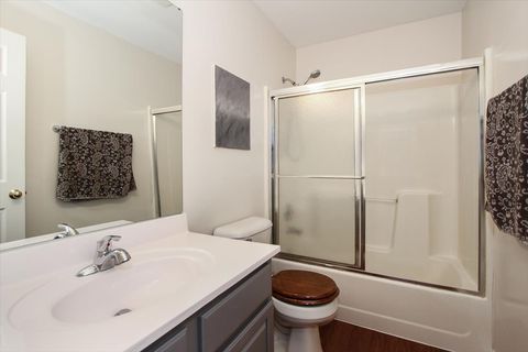 Tiny photo for 1020 WYNNFIELD Court #D, Elgin, IL 60120 (MLS # 12600824)