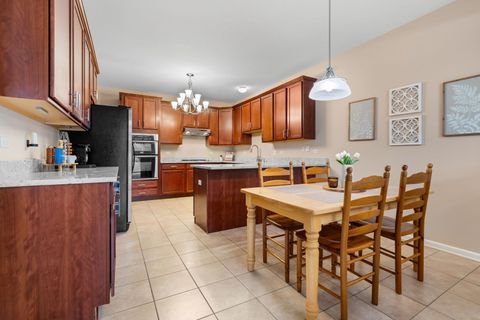 Tiny photo for 810 OAK HOLLOW Road, Crystal Lake, IL 60014 (MLS # 12582247)