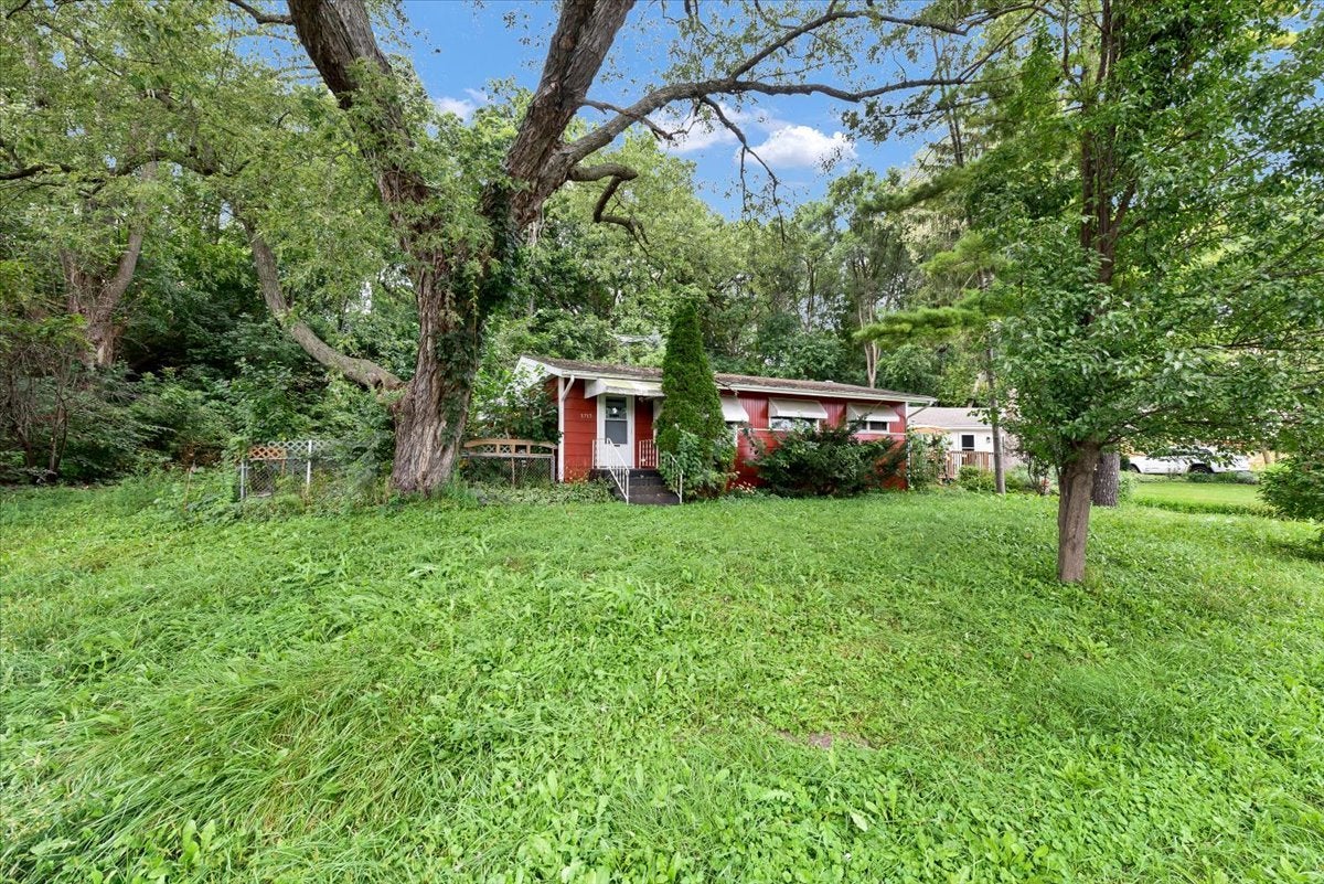 5715 Fox Lake Road