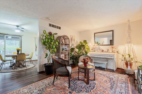 Tiny photo for 1014 N Fell Avenue, Normal, IL 61761 (MLS # 12520534)