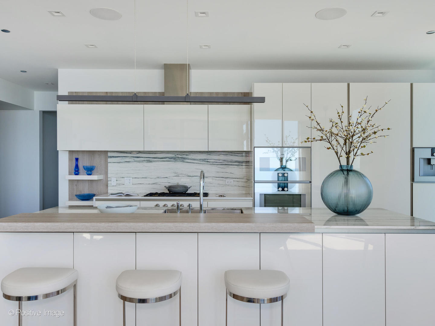 363 E Wacker Drive 2308