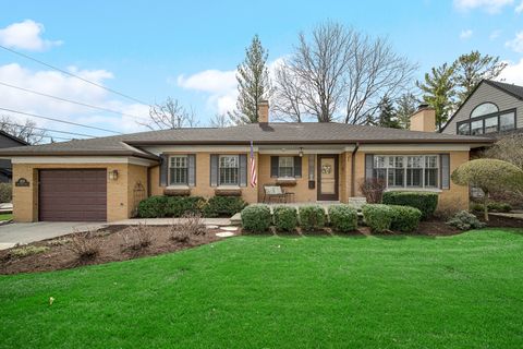 403 W Shabonee Trail Mount Prospect IL 60056