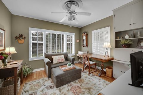 Tiny photo for 403 W Shabonee Trail, Mount Prospect, IL 60056 (MLS # 12614637)