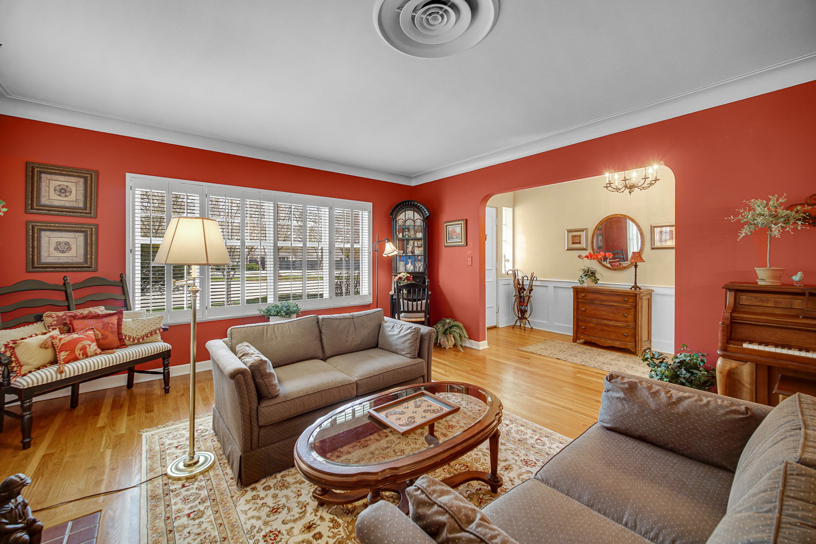 403 W Shabonee Trail