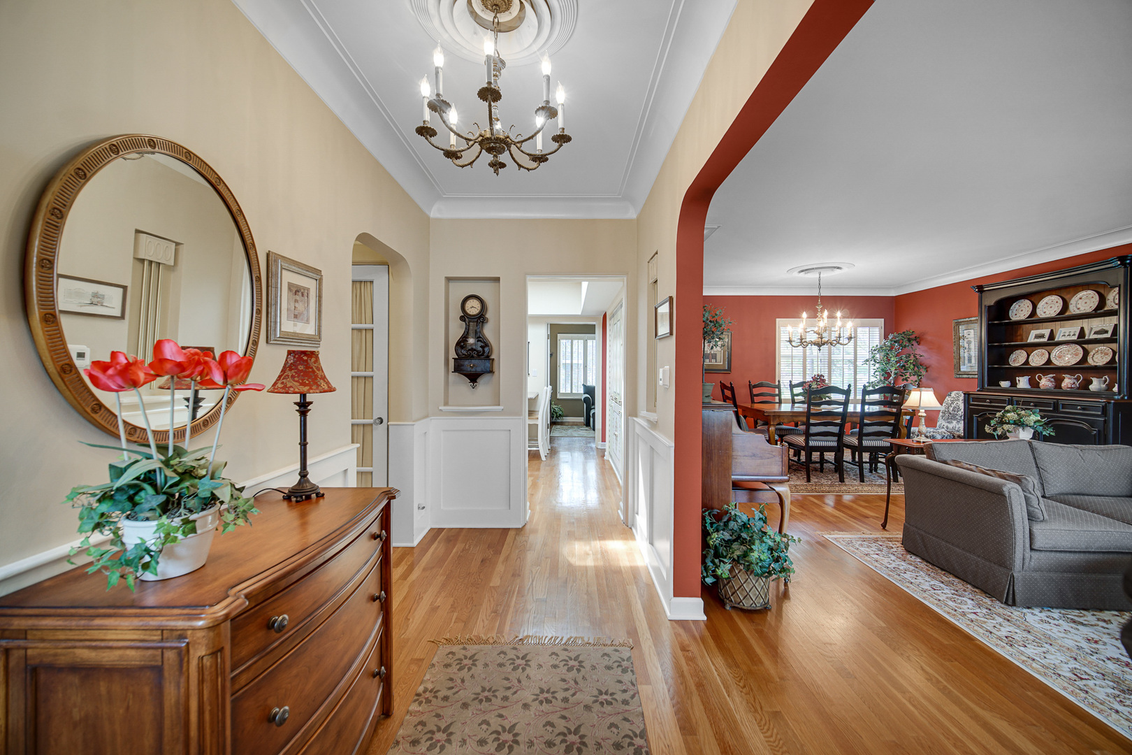 403 W Shabonee Trail