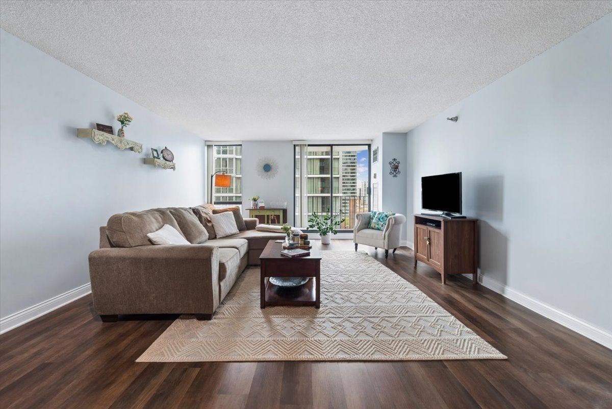 70 W HURON Street 1505