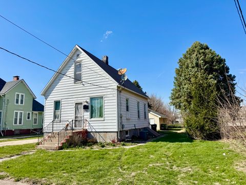 Tiny photo for 615 E 2nd Street, Galesburg, IL 61401 (MLS # 12614496)