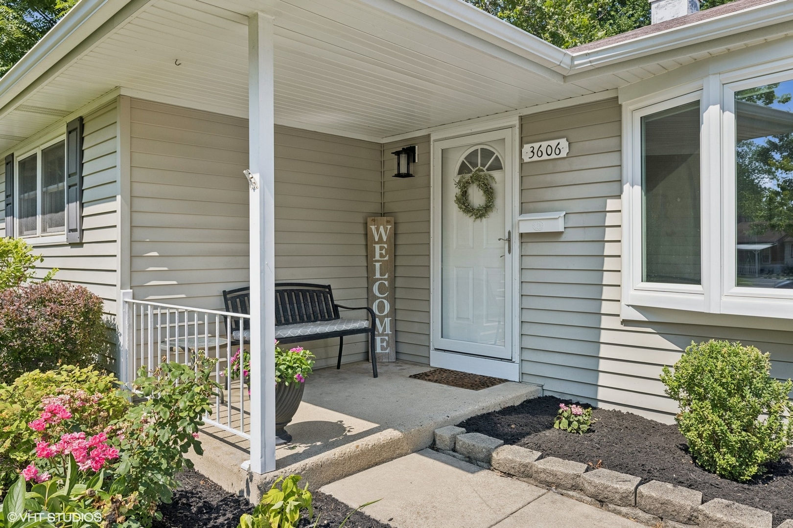3606 MEADOW Drive