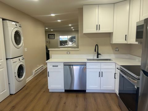 Tiny photo for 194 N Waters Edge Drive #102, Glendale Heights, IL 60139 (MLS # 12546043)