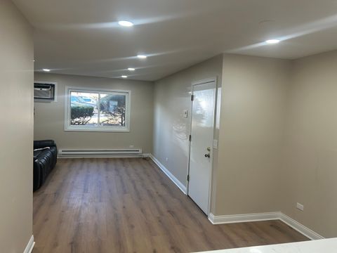 Tiny photo for 194 N Waters Edge Drive #102, Glendale Heights, IL 60139 (MLS # 12546043)