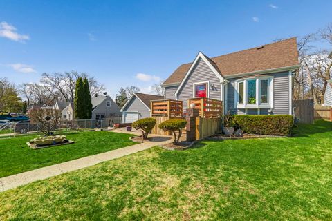 Tiny photo for 326 BELLEVUE Drive, Round Lake Park, IL 60073 (MLS # 12610382)